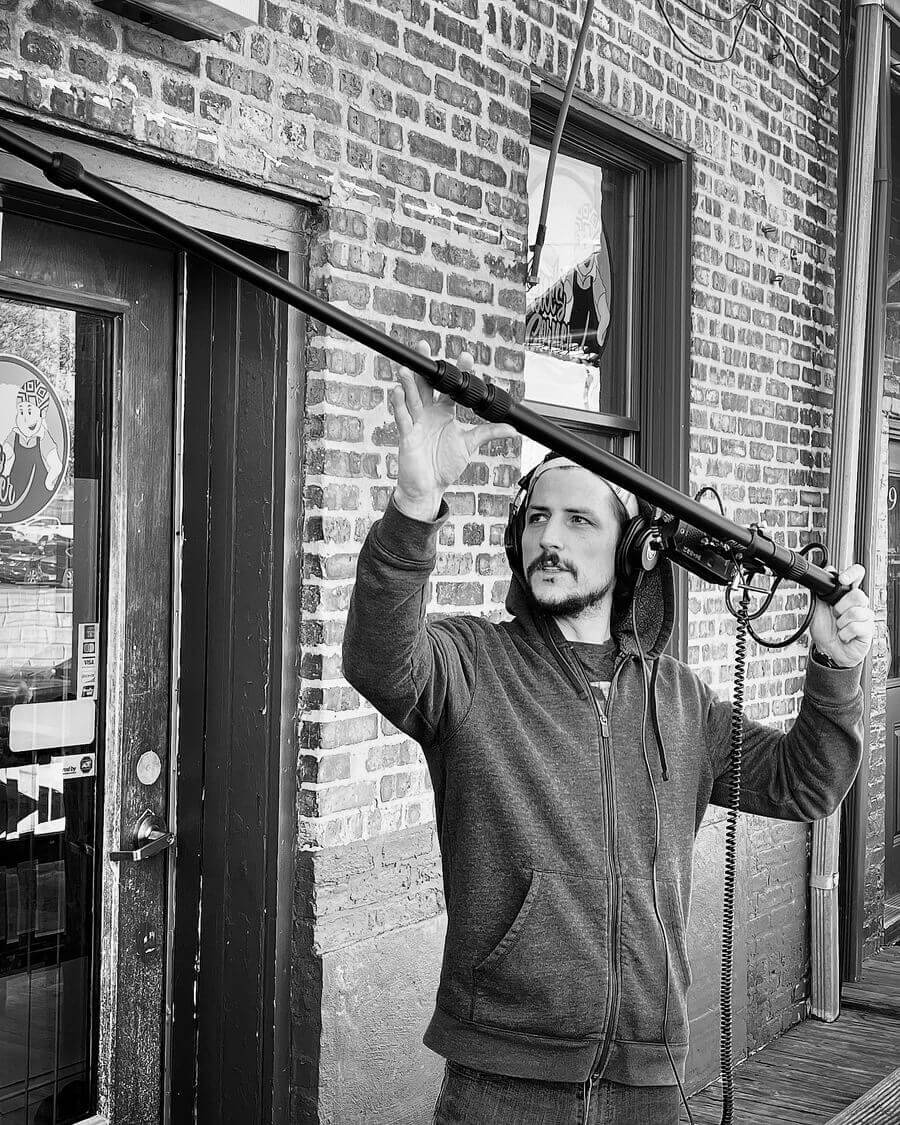 Behind the scenes The Chicago Connection