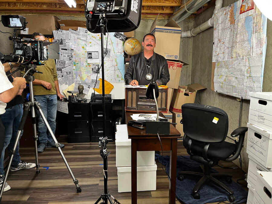 Behind the scenes The Chicago Connection