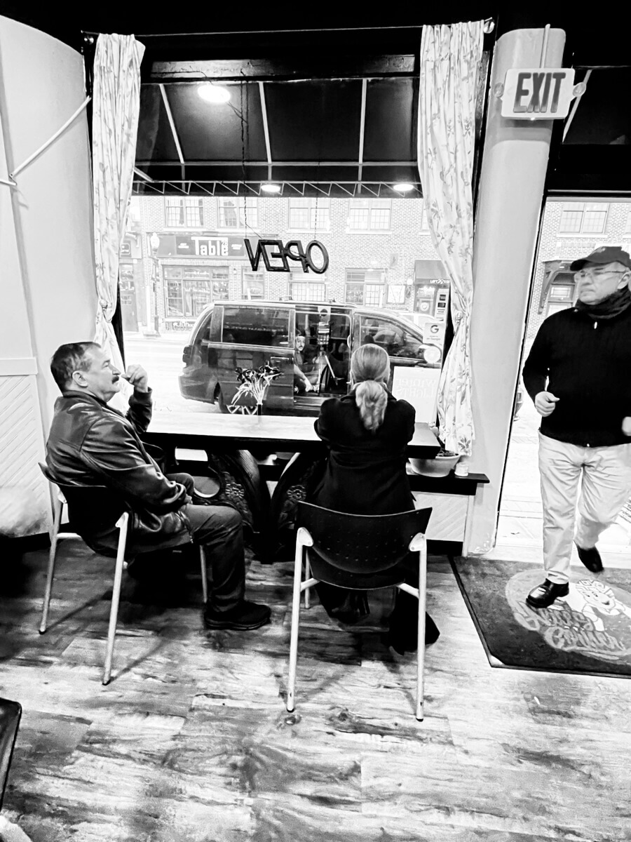 Behind the scenes The Chicago Connection