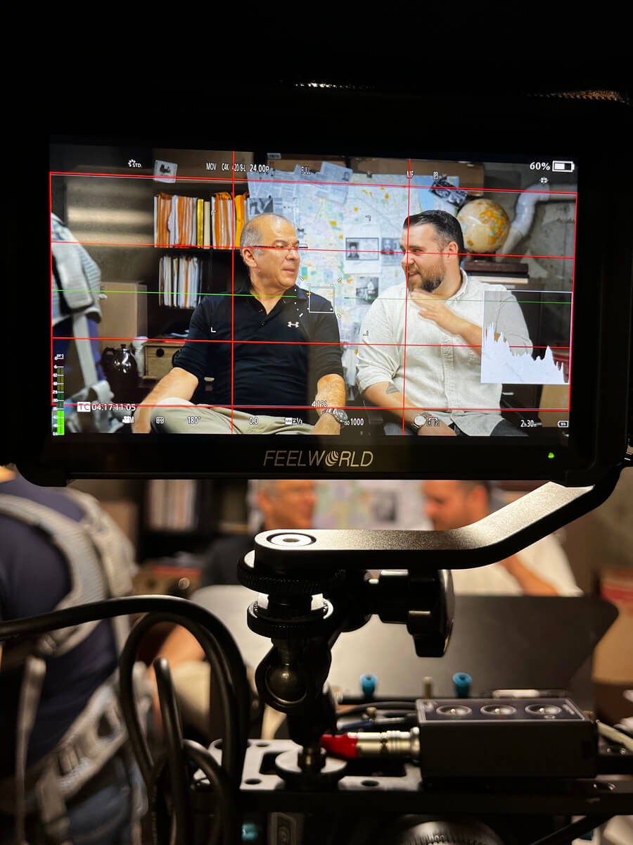 Behind the scenes The Chicago Connection