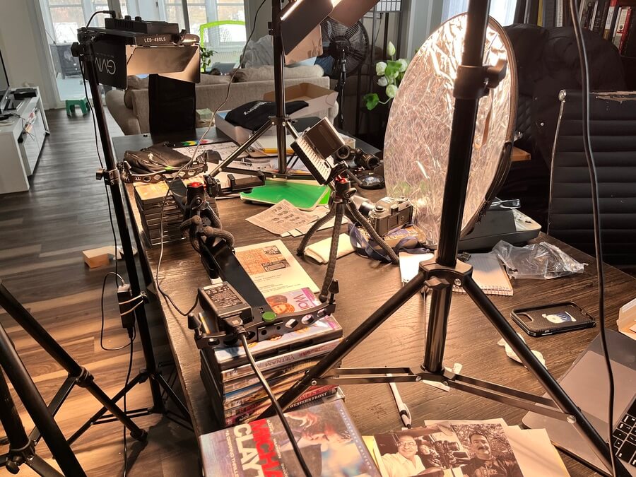 Behind the scenes The Chicago Connection - May